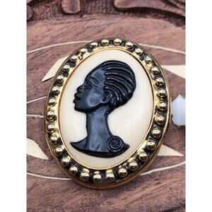 VTG COREEN SIMPSON AFRICAN AMERICAN WOMAN CAMEO PIN BROOCH RARE